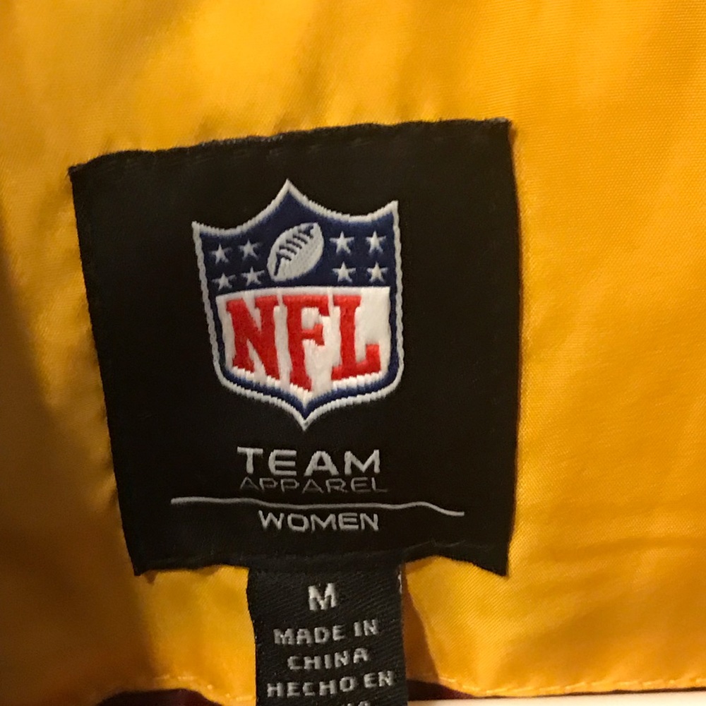 NFL Redskins Vest - Picture 4 of 4